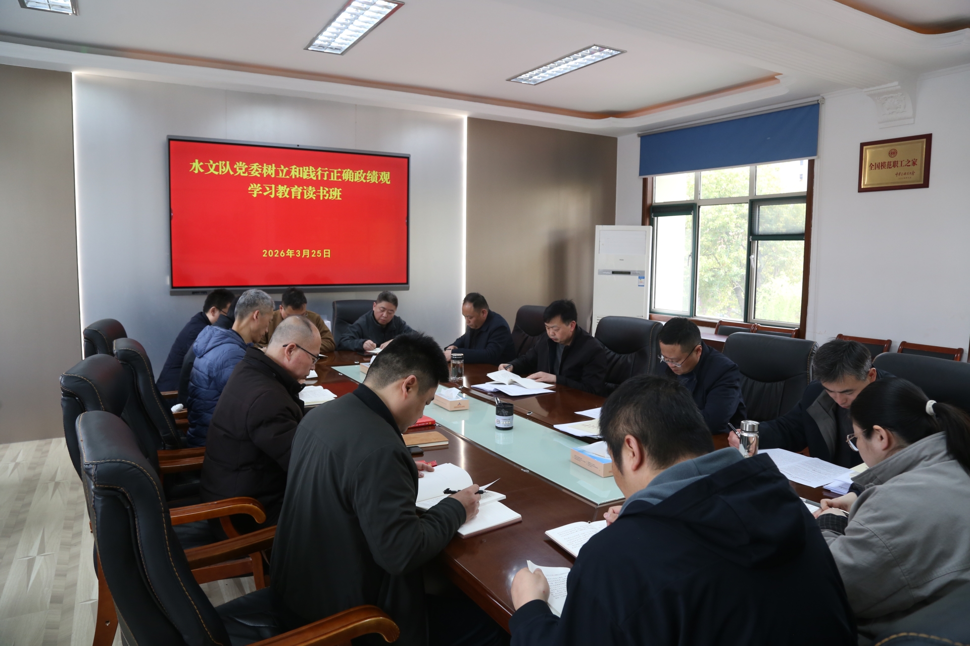 IMG_1971.JPG IMG_1971.JPG