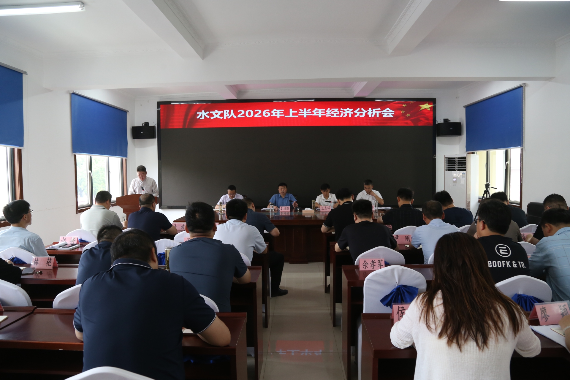 下载.jpg